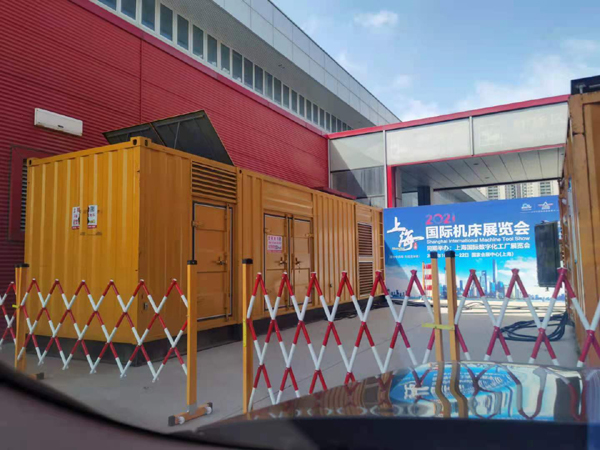 南关出租发电机-柴油发电机和汽油发电机哪个更好一些？