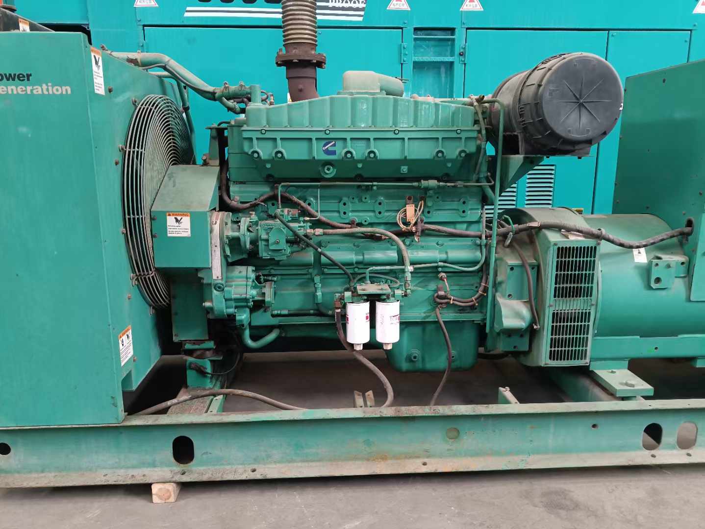 南关过载会对 600kW 柴油发电机组造成哪些损害？