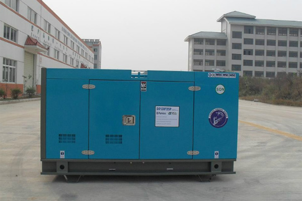 南关发电机租赁发电机组的换季保养注意事项