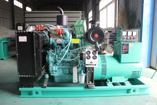 南关如何判断机油是否需要更换？