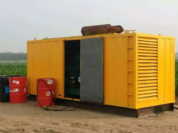 南关如何判断柴油发电机的充电系统是否正常？